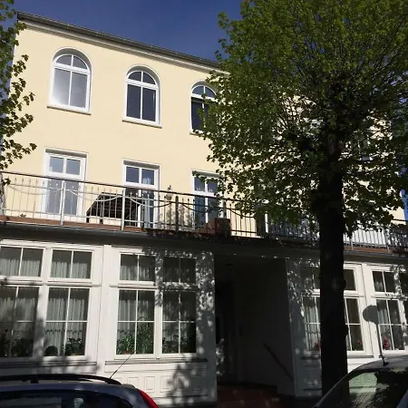 Seeseite Apartment *
